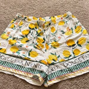 H&M White and Yellow Lemon Print Women's Bermudas